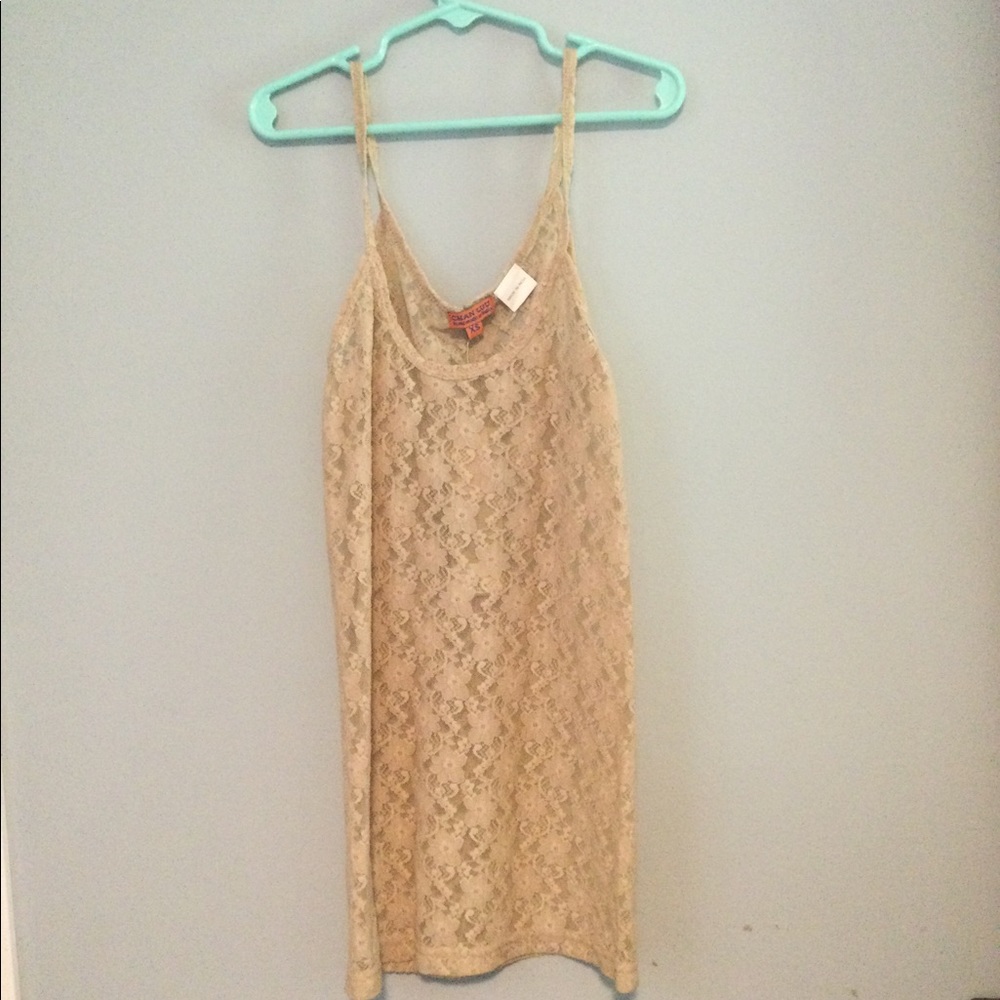 S37.  Chan LUU xs tank top
